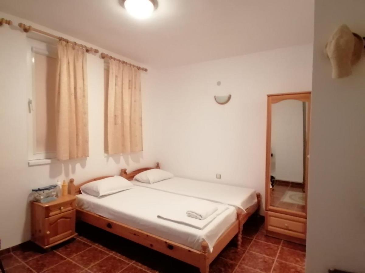 Guest House Sokratovi Obzor Exterior photo