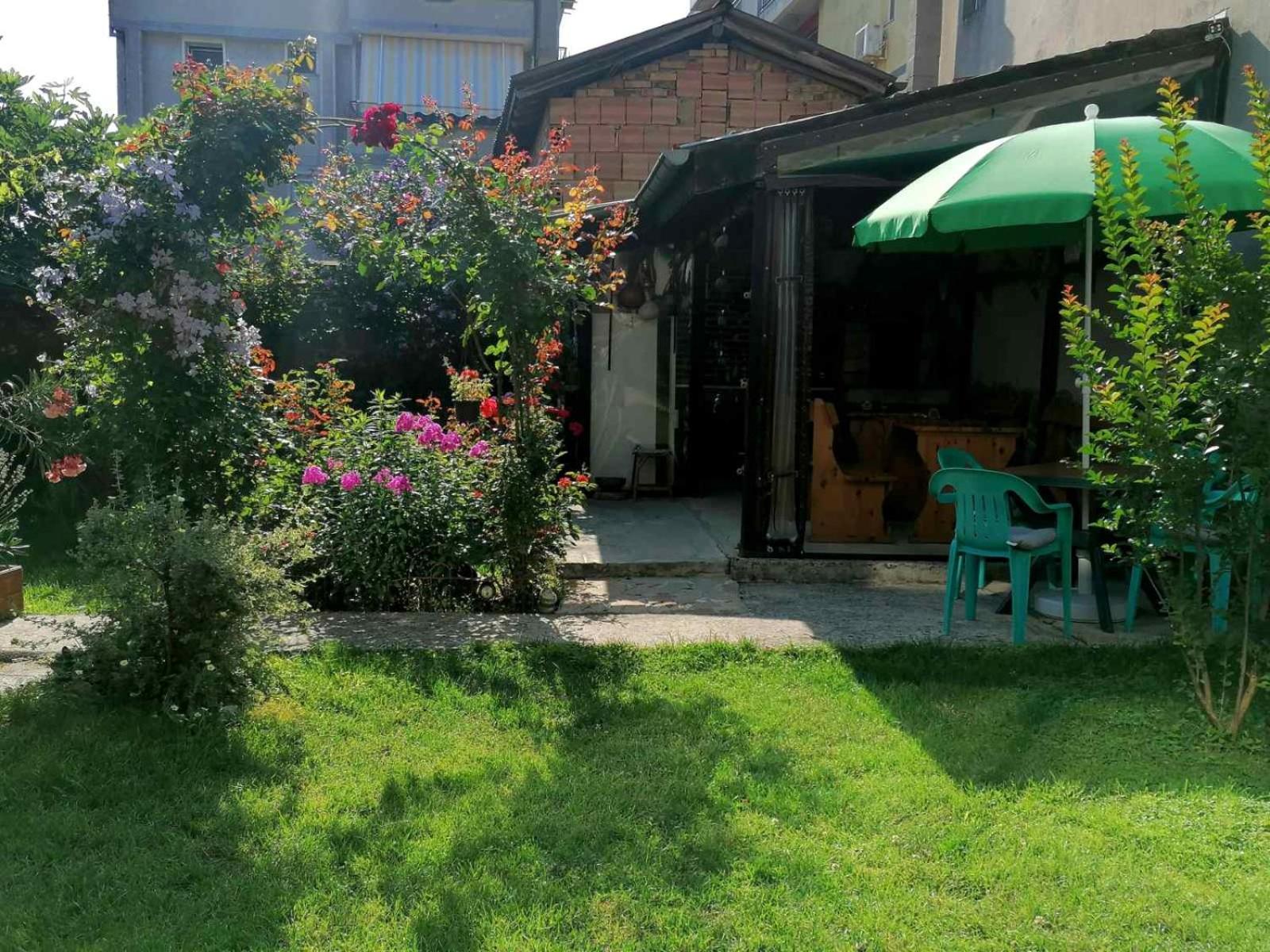 Guest House Sokratovi Obzor Exterior photo