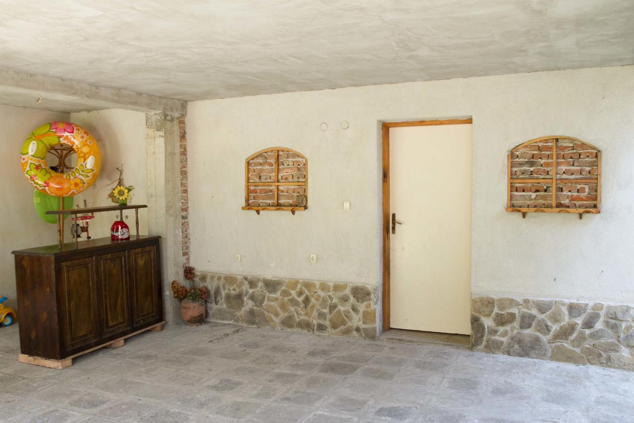 Guest House Sokratovi Obzor Exterior photo